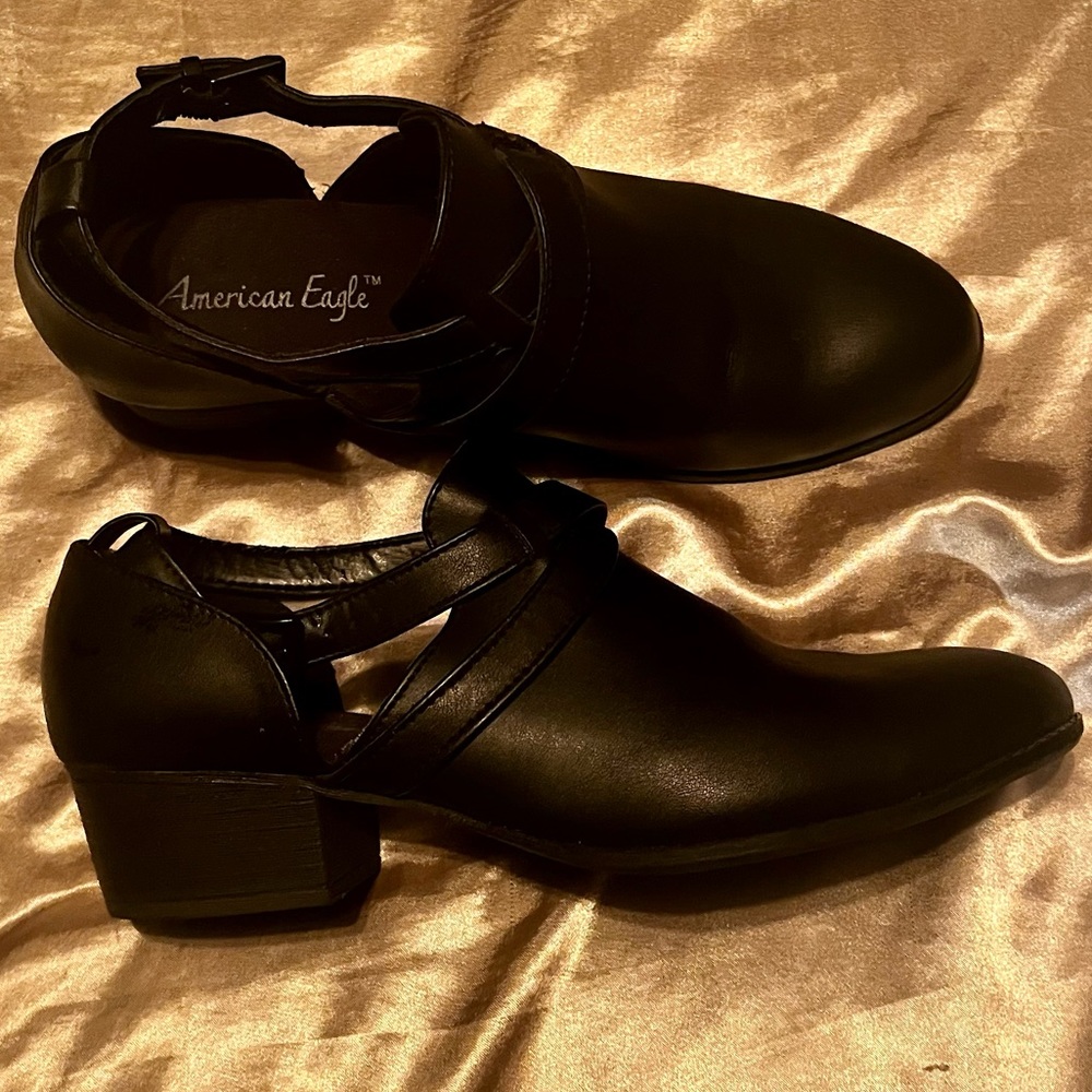 American Eagle Black Booties